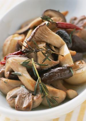 銀座の居酒屋で楽しむ極上日本酒と新鮮魚料理の隠れ家ガイド